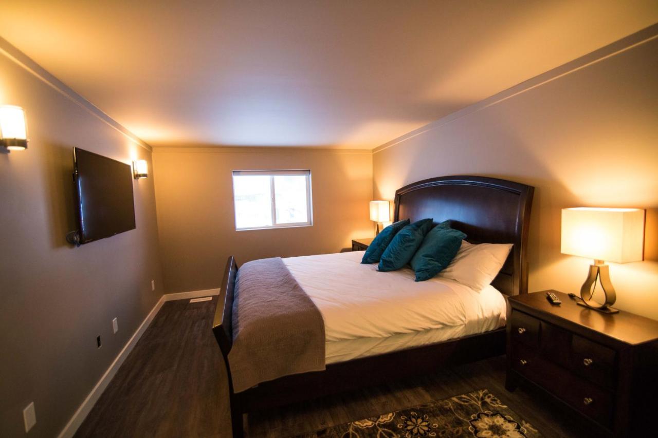 Clipperton Suite By Revelstoke Vacations المظهر الخارجي الصورة